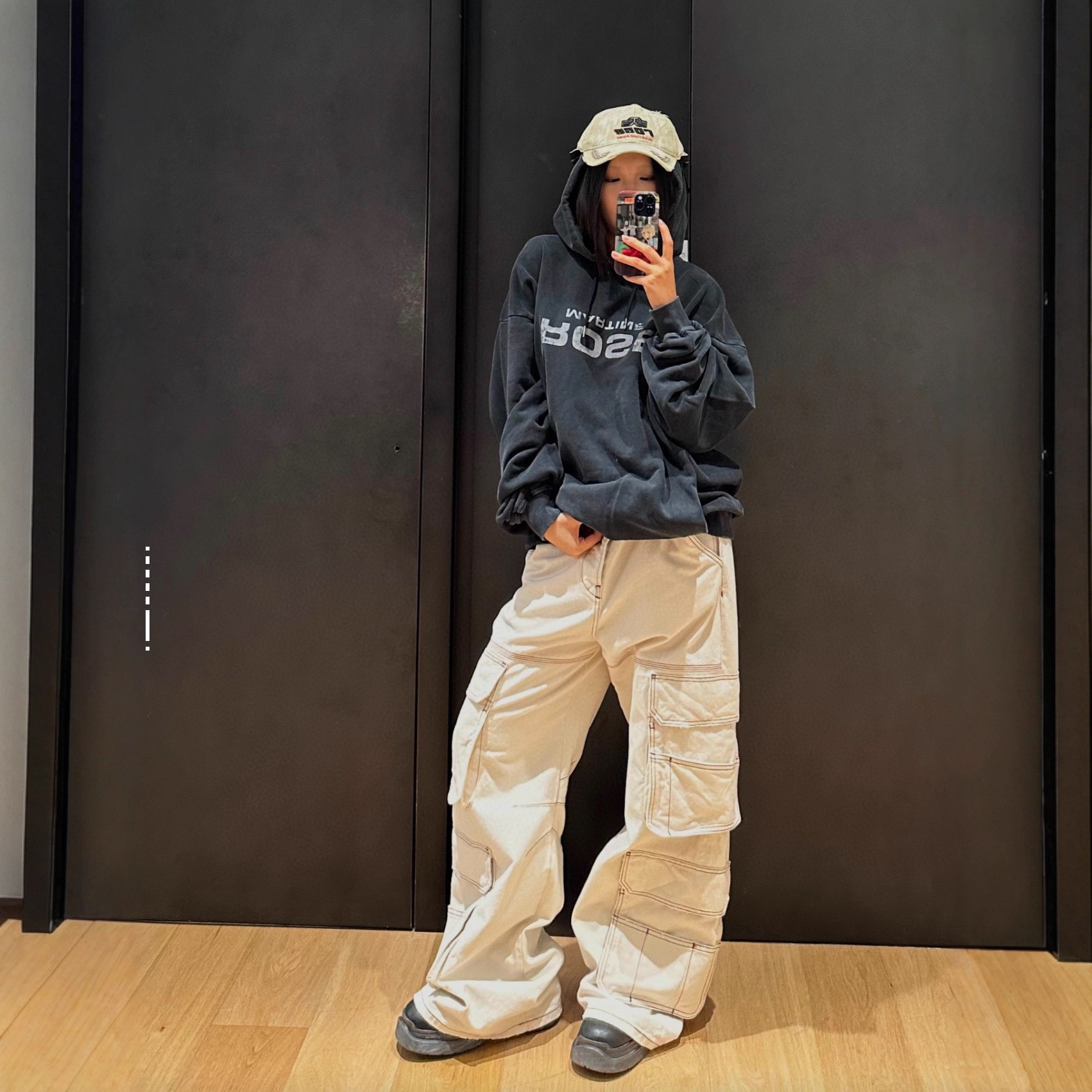 Martine Rose slogan letter rev - огляд і ціна Streetwear Brand Slogans