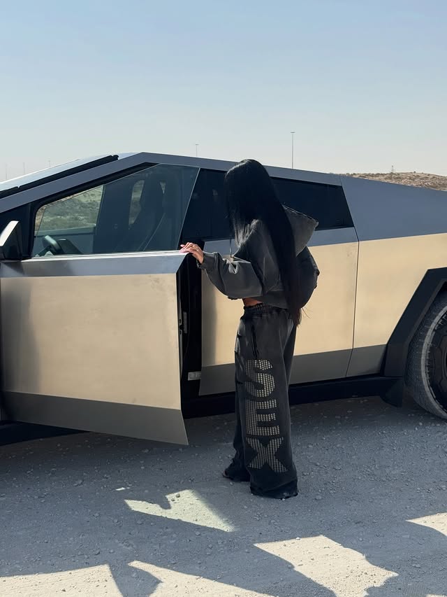 Y2K Sex Hoodie Set Oversized R - огляд і ціна Streetwear Brand Y2K